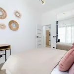 Modny Z Parkingiem I Balkonem By Renters Prestige Mrzeżyno