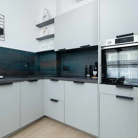 Hevenia Z Parkingiem I Balkonem By Renters Prestige *