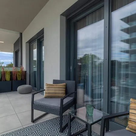 Hevenia Z Parkingiem I Balkonem By Renters Prestige Treptower Deep